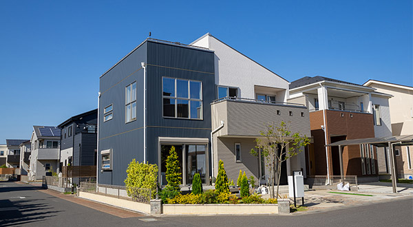 戸建てからマンションへの住み替え理由